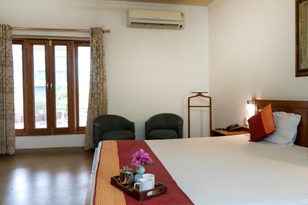 Giri Homestay By Vista Rooms Τζαϊπούρ Εξωτερικό φωτογραφία